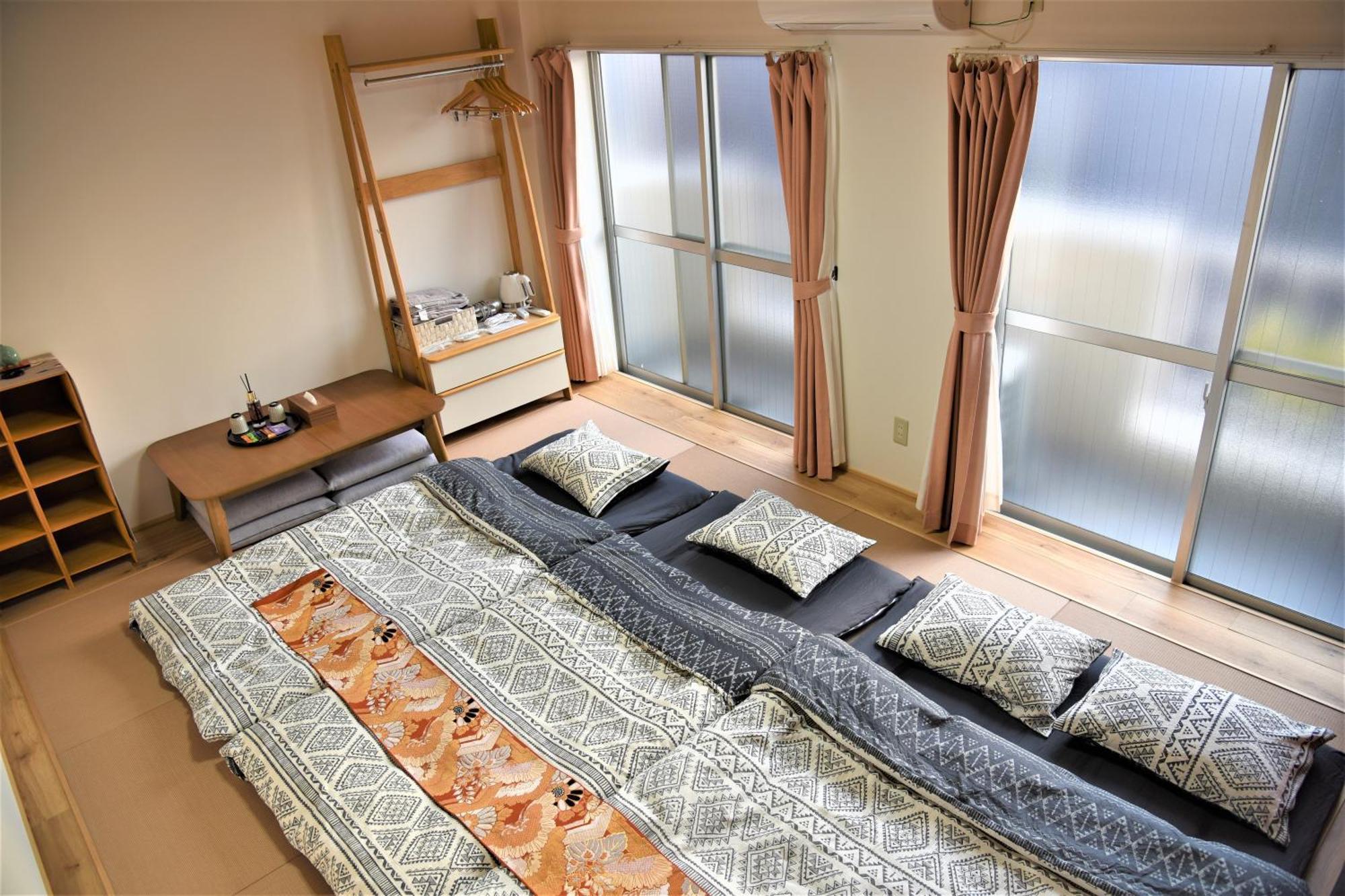 Отель U-Shuku Kyoto Fushimi Momoyamacho Экстерьер фото